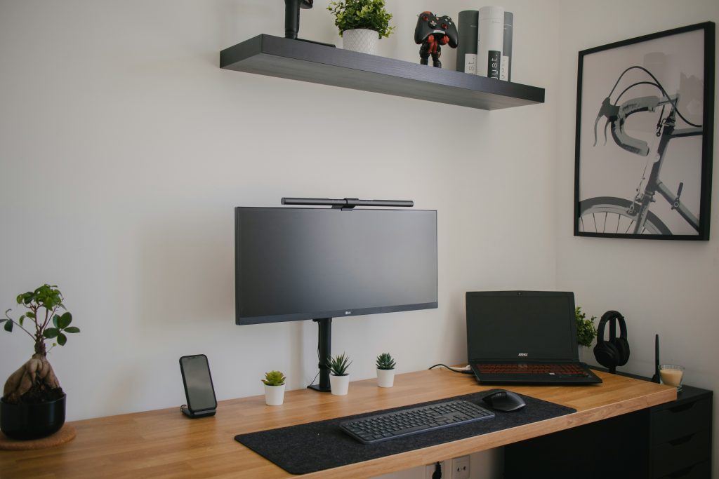 best task management apps shown on computer monitor at desk