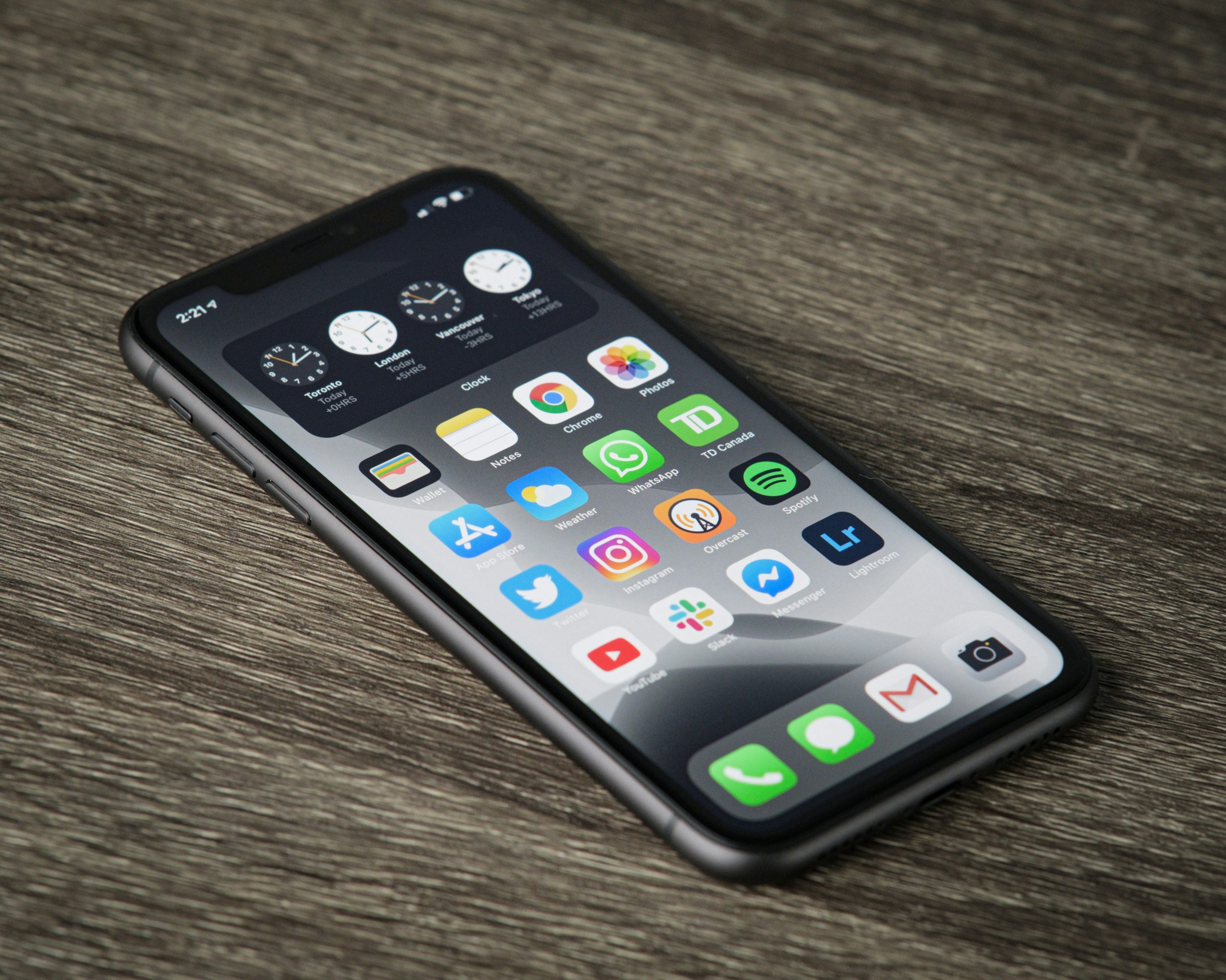 smartphone screen full of app icons showing AI agent overload from too many assistants
