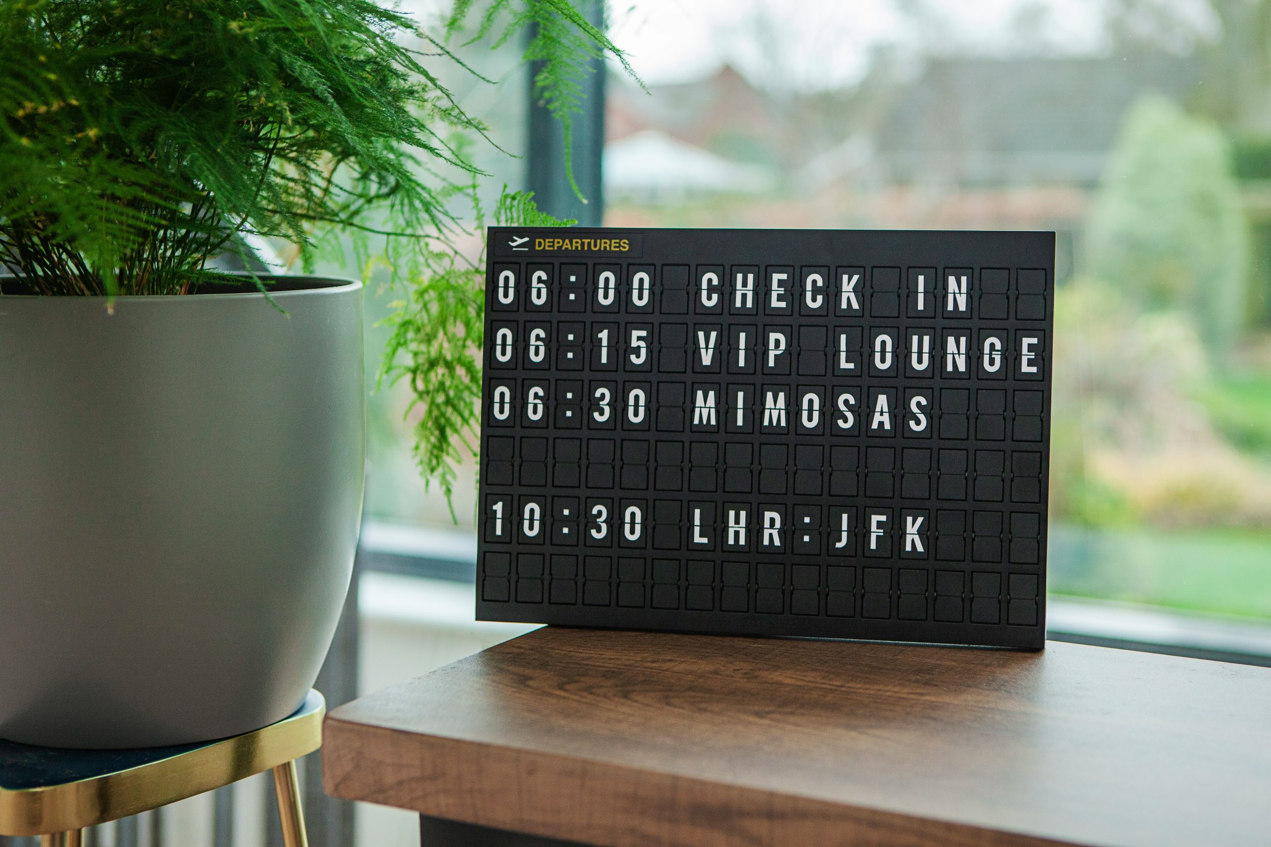 setting a visible boundary for working from home with a desk sign